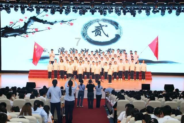 霍英东与何鸿燊:同为顶级富豪,为何他们后代的口碑不同?